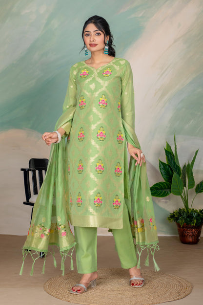 Green Silk Kurta Pant Set with Handwoven Dupatta