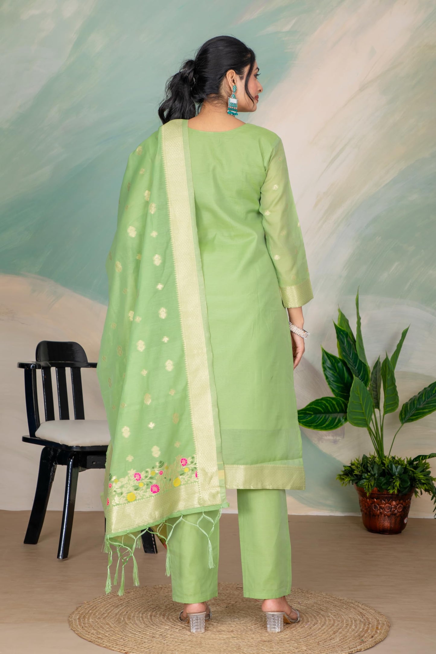 Green Silk Kurta Pant Set with Handwoven Dupatta