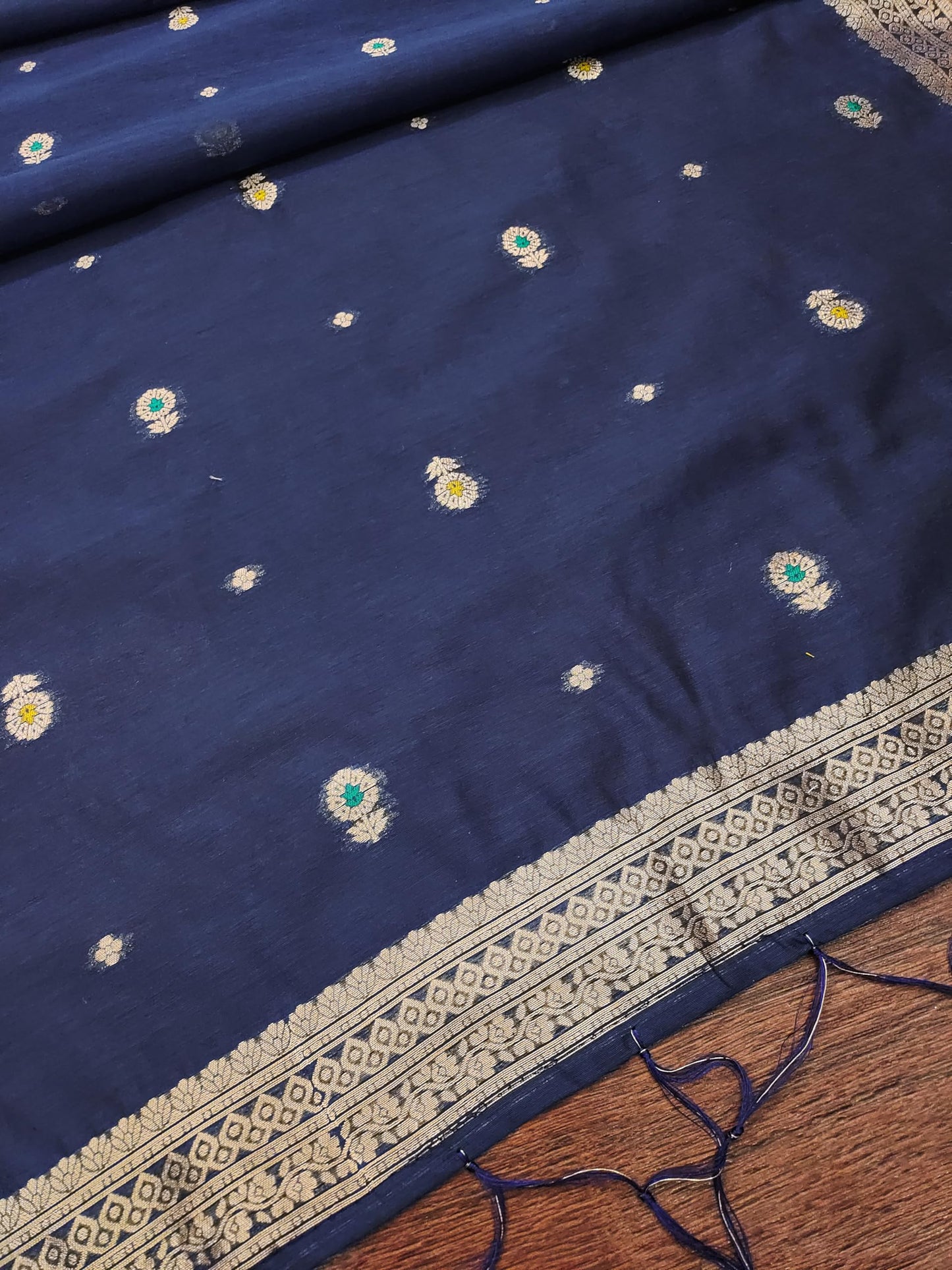 Navy Jacquard Suit Set with Zari Detailing – Luxe Woven Elegance