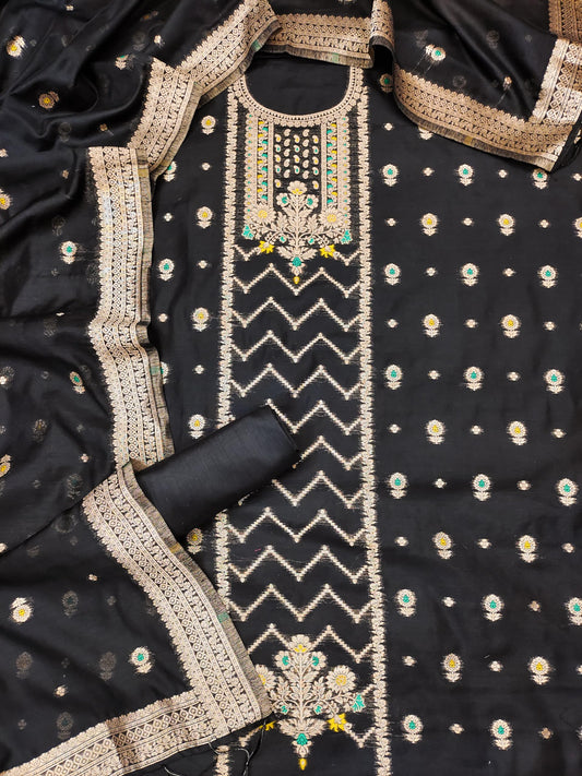 Black beauty Jacquard Suit Set with Zari Detailing – Luxe Woven Elegance