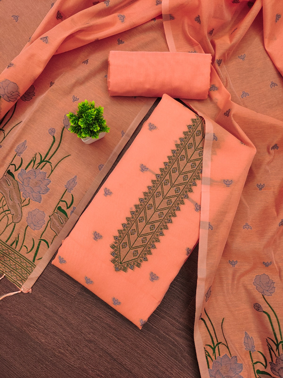 Jacquard Woven Suit Set with Dupatta – Subtle Luxury, Everyday Grace