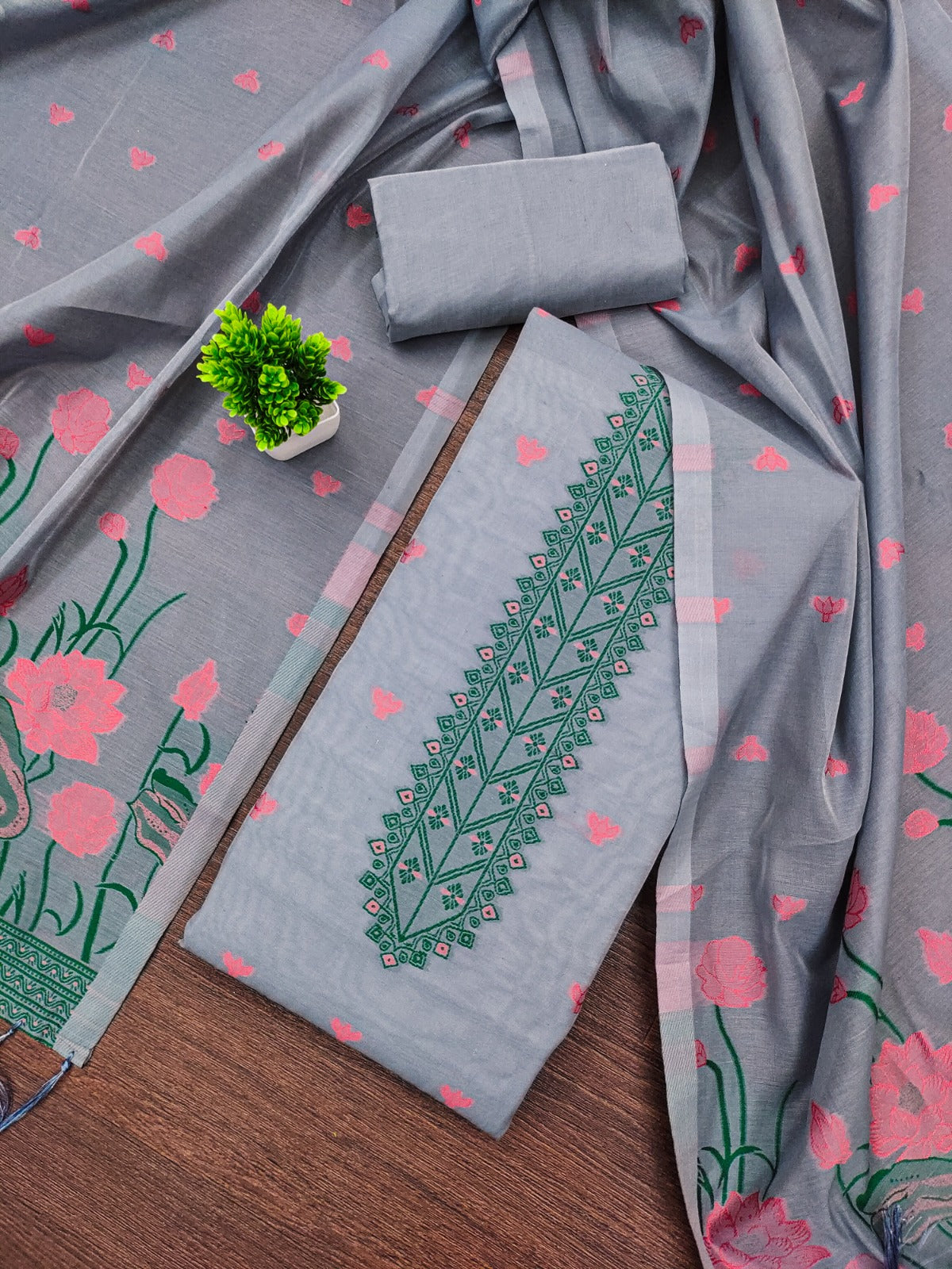 Jacquard Woven Suit Set with Dupatta – Subtle Luxury, Everyday Grace